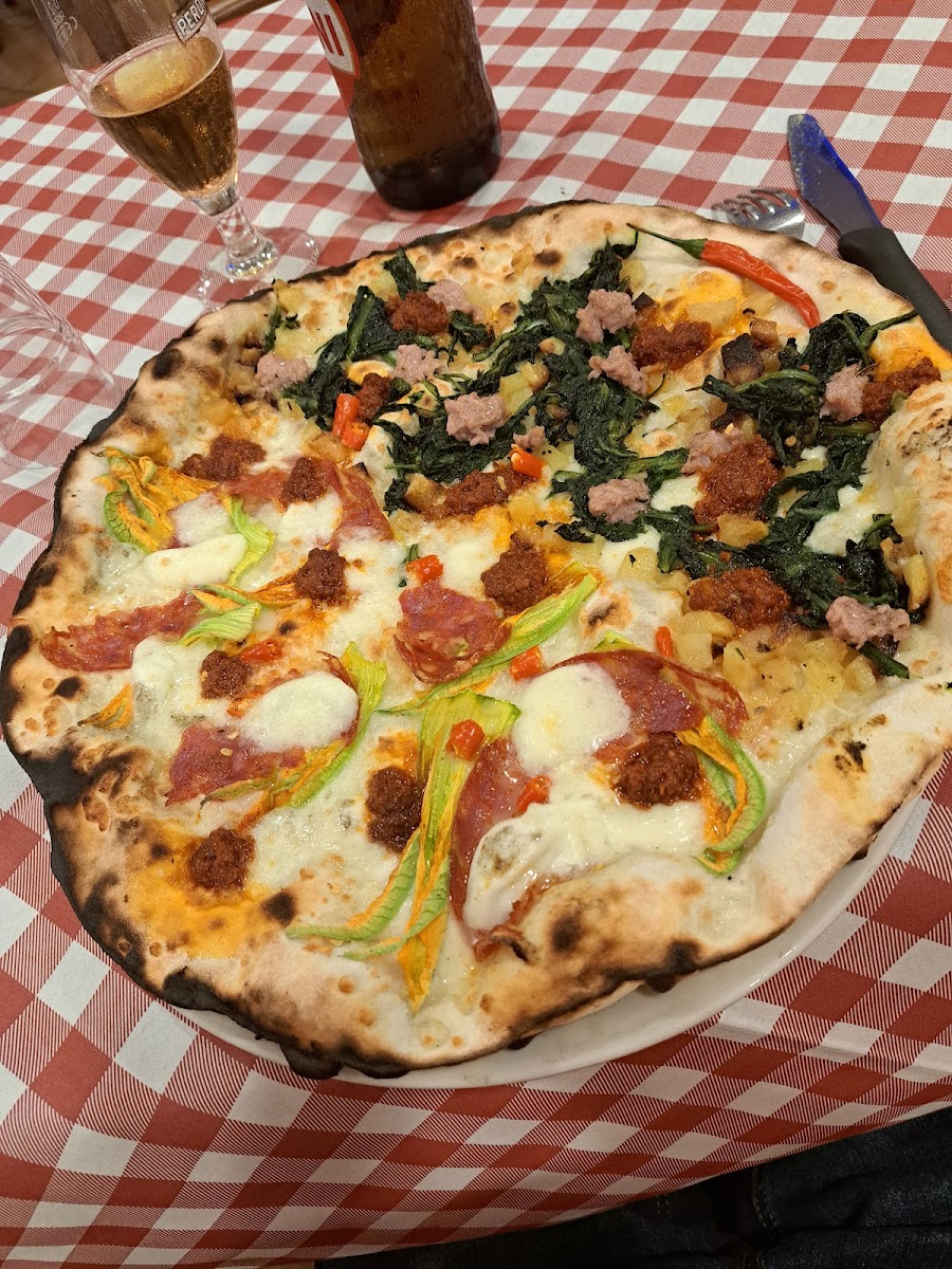 Cinque Stelle Pizzeria-6